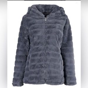 SOLD Steve Madden Women's Faux Fur Quilted Zip Hoodie Jacket, New